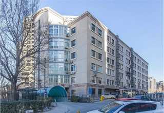 金山区老洋房彩色艺术玻璃装饰